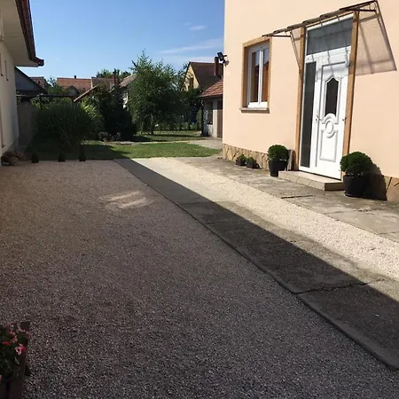 Adel Apartment Sárvár